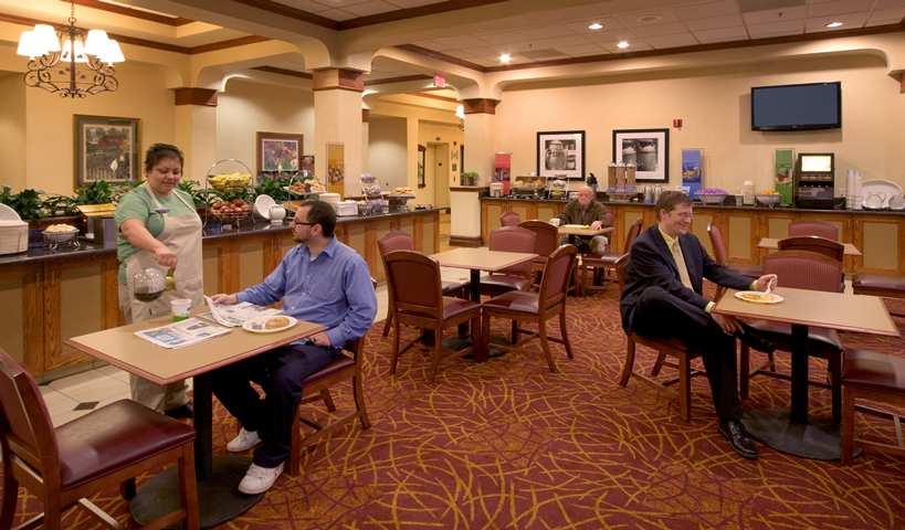 Hampton Salt Downtown Hotel